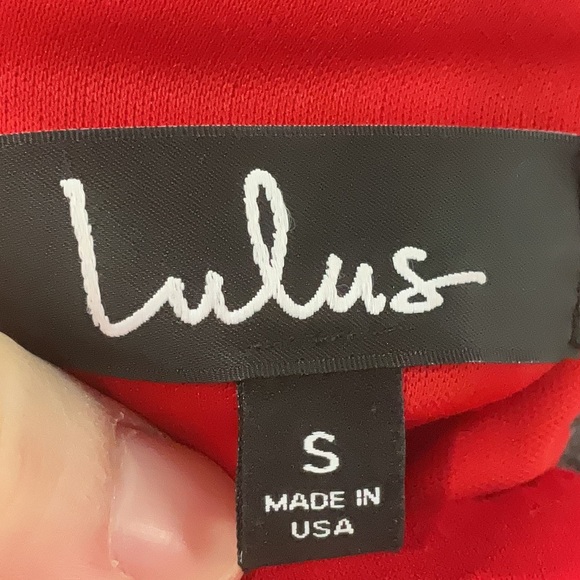 Lulu’s Anika Red Ruffled Strapless Bodycon Dress Size Small - Picture 4 of 4